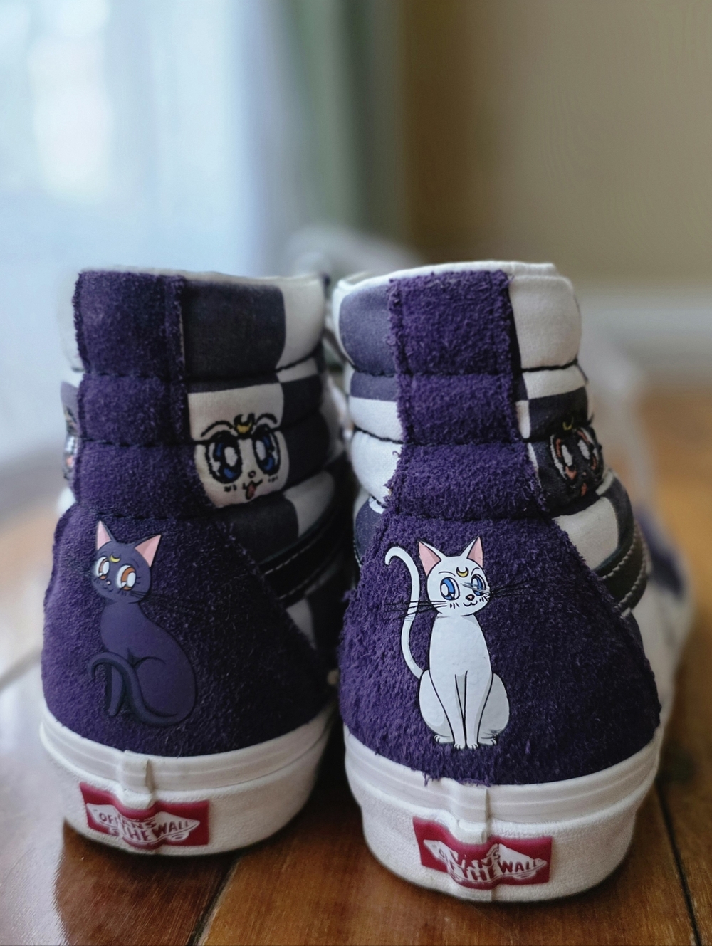 Limited Edition Vans x Sailor Moon Pretty Guardian Sk8-Hi Sneakers Women's Sz 7